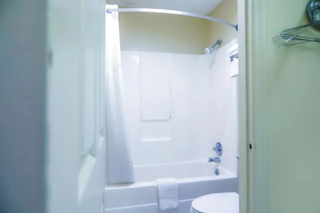 غرفة بسريرين كوين للمدخنين، Economy Inn by OYO Ashburn I-75 6/6