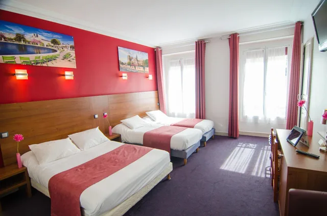 غرفة رباعية بسرير مزدوج، Hotel Paris Bruxelles 6/9