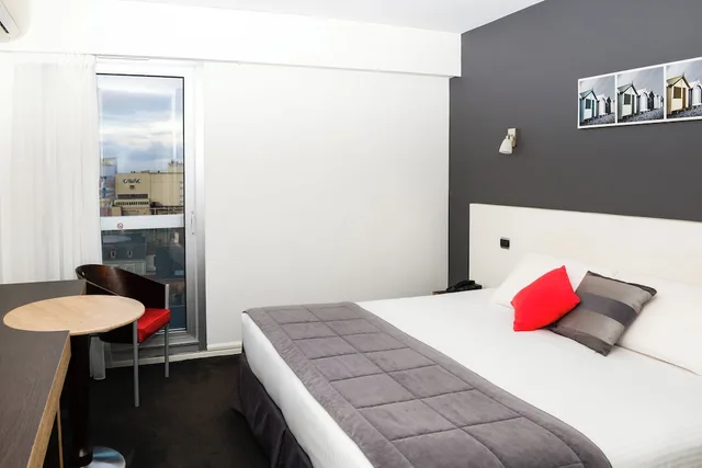 غرفة كلاسيكية بسرير كوين، Kyriad Prestige Les Sables D Olonne Plage Centre Des Congres 5/10