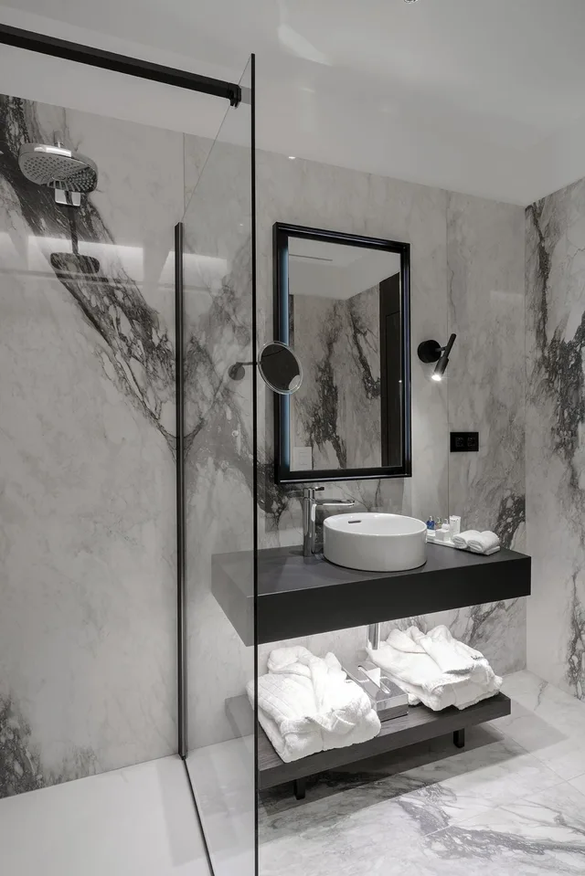 Collection, Superior، Radisson Collection Hotel, Palazzo Touring Club Milan 9/10