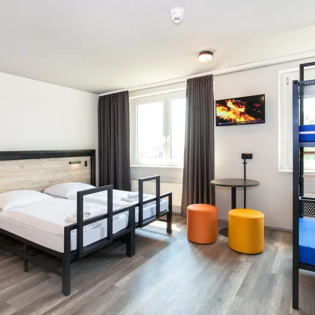 غرفة رباعية، A&O Frankfurt Ostend 4/7