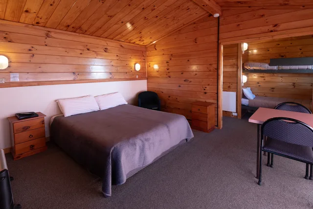 Select, Cabin، Skotel Alpine Resort 1/2