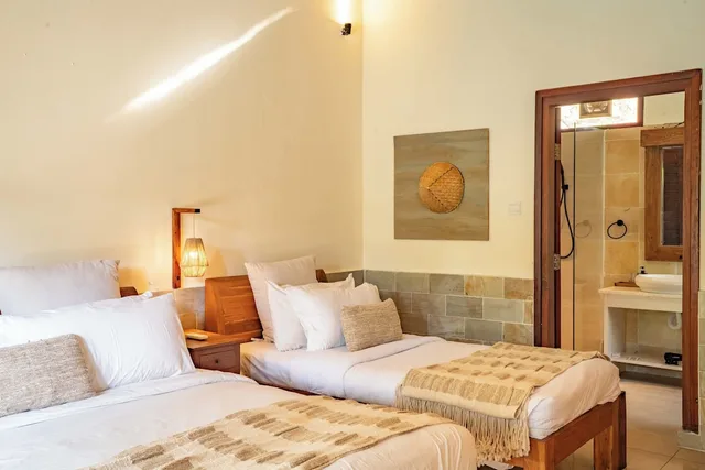 فيلا عائلية بسرير كينج وسرير فردي وسرير كوين بغرفتي نوم، Kelapa Luxury Villas 2/10