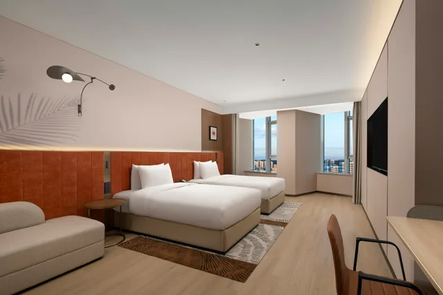 Superior, Twin Beds, Hilton Garden Inn Urumqi Railway Station 3/4