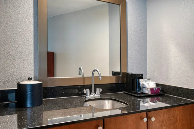 جناح بسرير كينج بغرفة نوم واحدة، Hampton Inn Baltimore/White Marsh 6/6