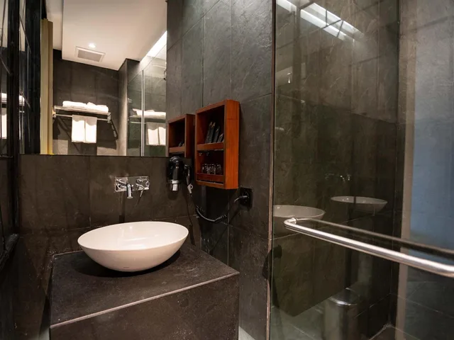 غرفة تنفيذية، Rayz Umm Hotel 8/9