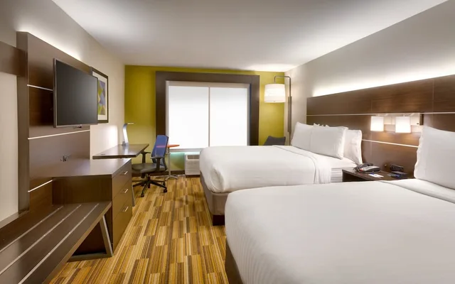 غرفة قياسية بسريرين كوين، Holiday Inn Express Hotel And Suites el Paso I 10 East 6/10