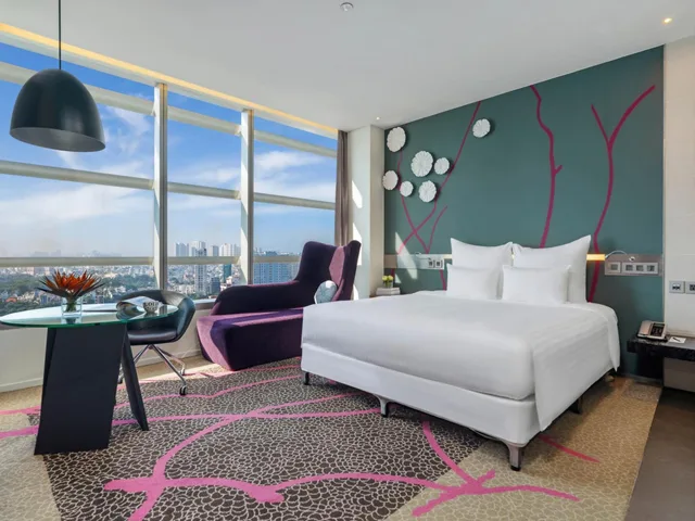 غرفة تنفيذية تنفيذية بسرير كينج مع دخول الصالة، Pullman Saigon Centre 4/5
