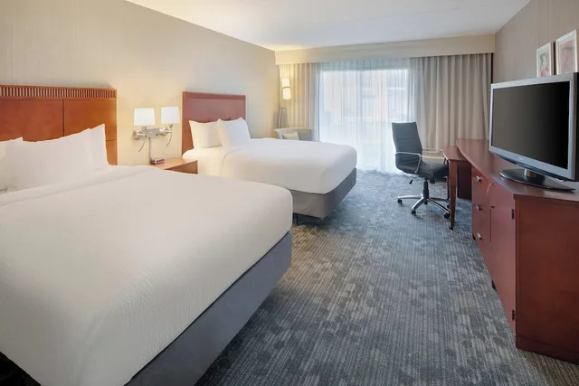 غرفة بسريرين كوين لذوي الإعاقة، Courtyard by Marriott Southfield 4/7