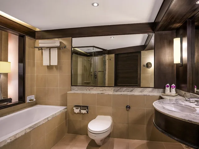 جناح جونيور بسرير مزدوج بإطلالة على الحديقة، Pullman Phuket Karon Beach Resort 7/9