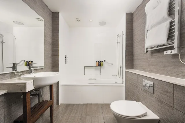 Deluxe, Apartment, 2 Double Beds, Sofa, 91 Aparthotel Jesmond Road 9/10
