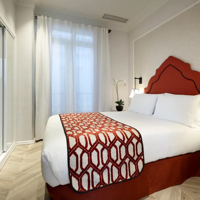 غرفة أساسية مفردة، Eurostars Regina 2/6