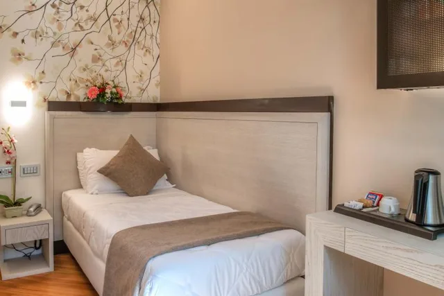 غرفة عائلية بسرير مزدوج، Hotel Memphis 2/3