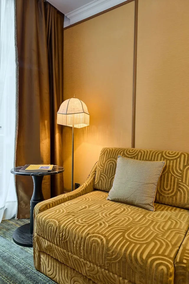 غرفة ديلوكس بشرفة، HOTEL ESPANA RAMBLAS 8/10