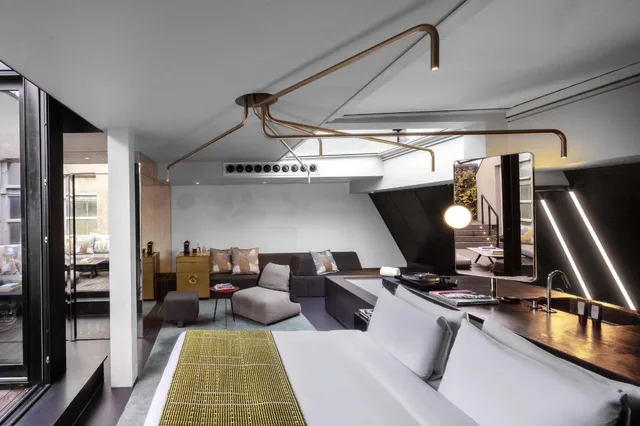 1 Bedroom, Urban, Bank, Suite, King Bed, Jetted Tub، W Amsterdam 2/10