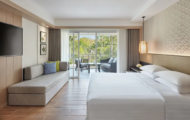 غرفة بسرير كينج مع دخول صالة النادي، Hyatt Regency Hua Hin 1/4