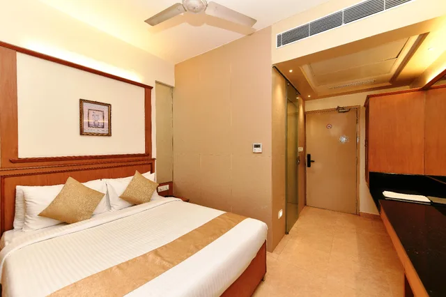 غرفة قياسية، HOTEL ROOPA 1/4