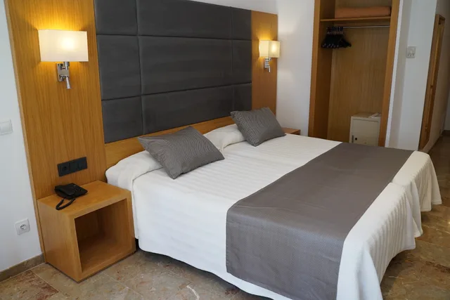 غرفة قياسية بسرير مزدوج أو سريرين منفصلين، Hotel Artmadams 1/7