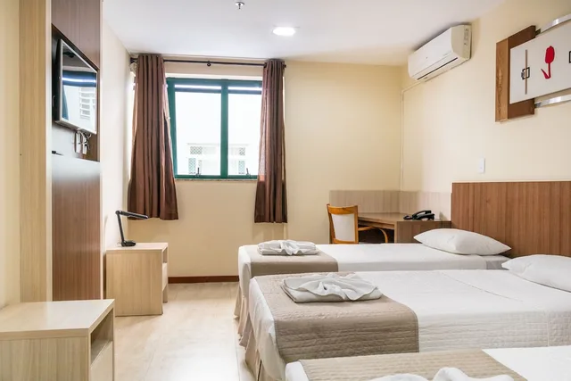 Superior Triple 1 Double Bed and 1 Single Bed, Mediterranee Hotel 1/4