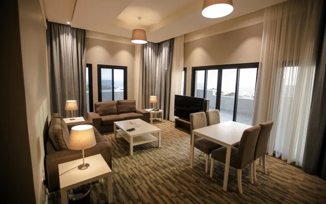 غرفة قياسية، كورنيش لورين سويتس(Loren Suites Corniche) 1/1