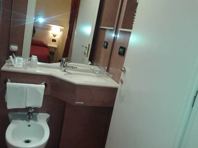 Room, Twin Beds, Hotel Galimberti 8/9