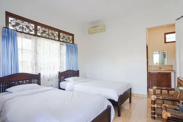 غرفة قياسية بسريرين منفصلين، Indopurejoy House 2/10