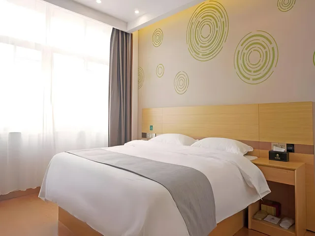 غرفة بسرير مزدوج، GreenTree Inn Express Gongqing City Nanchang University 1/1