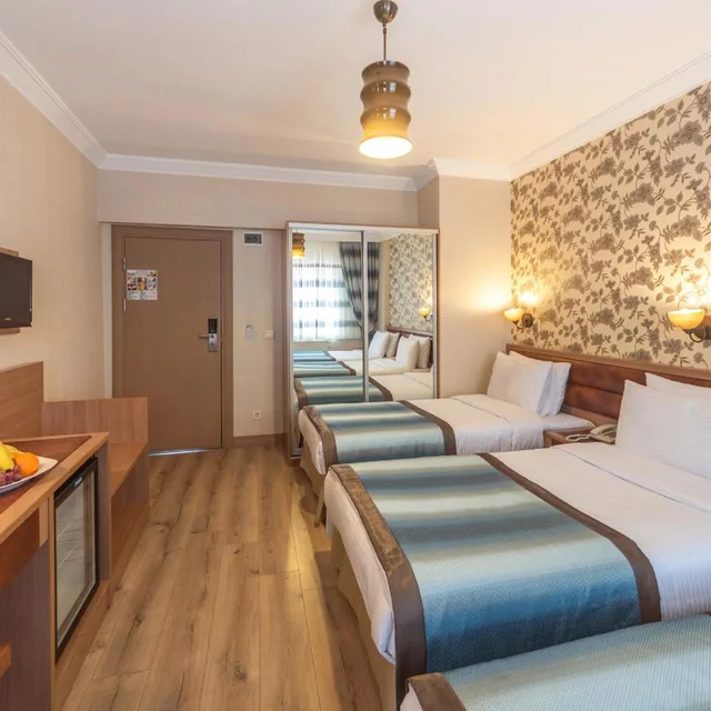 Room, Triple, Senabil Hotel Old City 1/10
