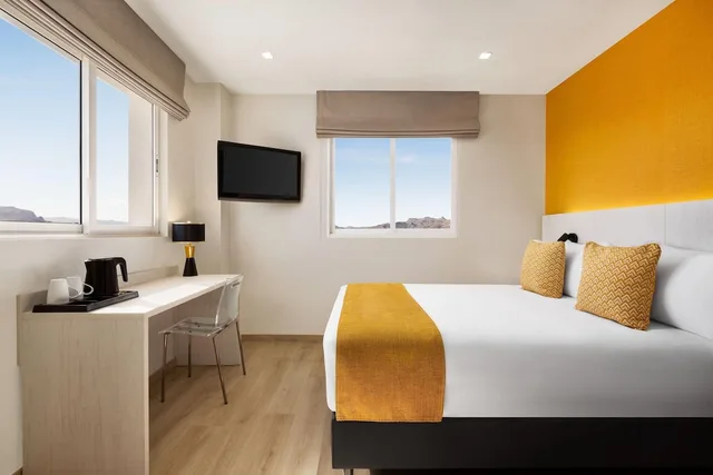 غرفة ديلوكس بسرير مزدوج لذوي الإعاقة، Ramada Resort by Wyndham Puerto de Mazarron 6/10