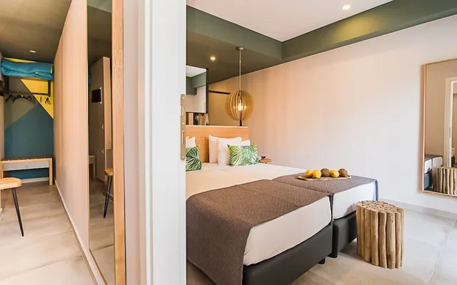 Double Room Pool View, Sunshine Boutique Hotel 4/5
