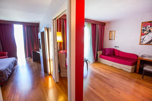 جناح غراند، Cefalu Sea Palace 6/10