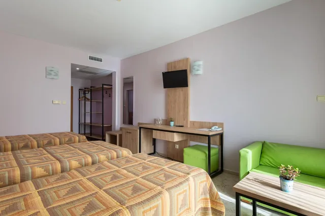 غرفة عائلية، Ivana Palace 6/8