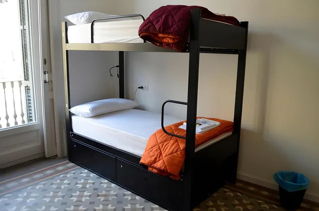 Mixed Dorm, 16 Beds, 360 Hostel Barcelona Arts&Culture 1/1