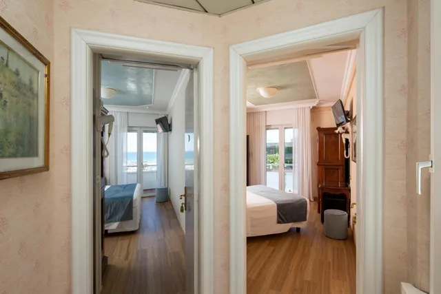 Family, Lateral Side Sea View، Des Nations Sul Mare Hotel 7/10