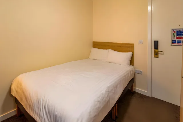 Room, King Bed, No Window, Annex، Coylumbridge Resort Hotel 1/2