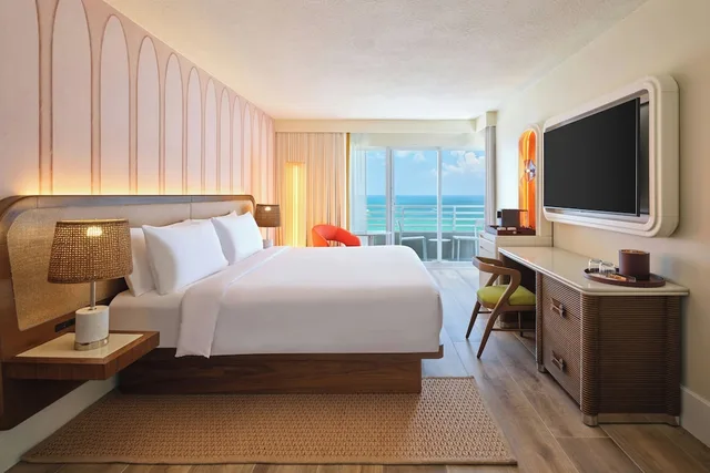 Room, King Bed, Ocean Front, Balcony، Royal Palm South Beach Miami, a Tribute Portfolio Resort 5/8