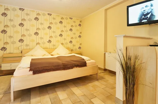 جناح استوديو كومفورت بسرير كينج بشرفة، HOTEL MAURER 1/3