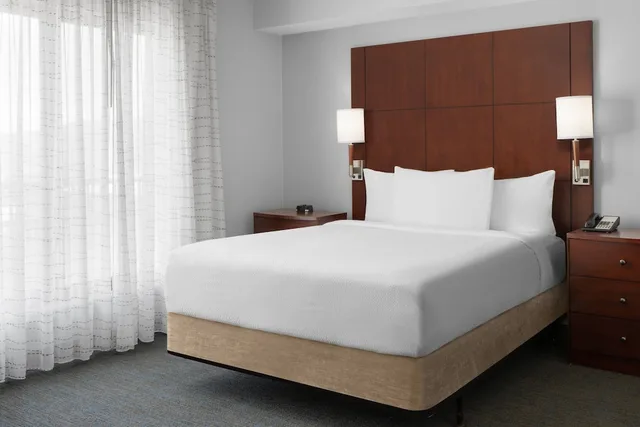 جناح بسريرين مزدوجين بغرفتي نوم لذوي الإعاقة، Residence Inn By Marriott Los Angeles Burbank Downtown 2/6
