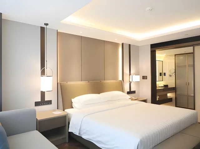Deluxe, Executive, Flat, Suite, King Bed، Beijing XinQiao Hotel 1/1