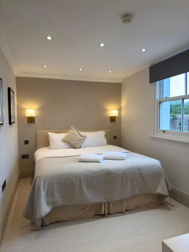 شقة بـ3 غرف نوم، Ashburn Court 1/8