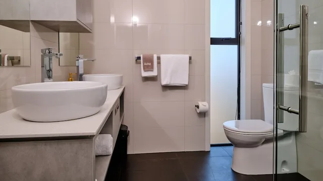 بنتهاوس بسرير كوين وسريرين منفصلين بغرفتي نوم، 538 Great King Motel 1/1