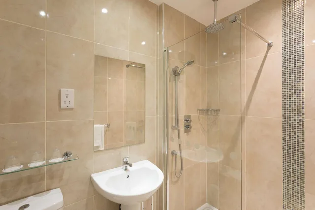 غرفة قياسية ثلاثية، Park Inn by Radisson Shannon Airport 7/9