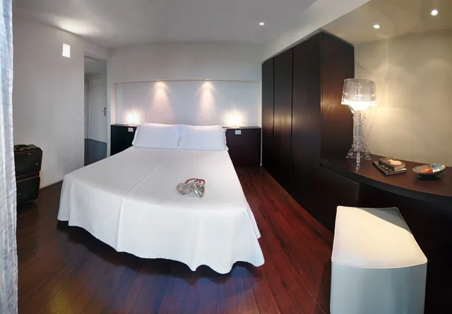 جناح جونيور بسرير كوين، Hotel Europa Monetti 2/3