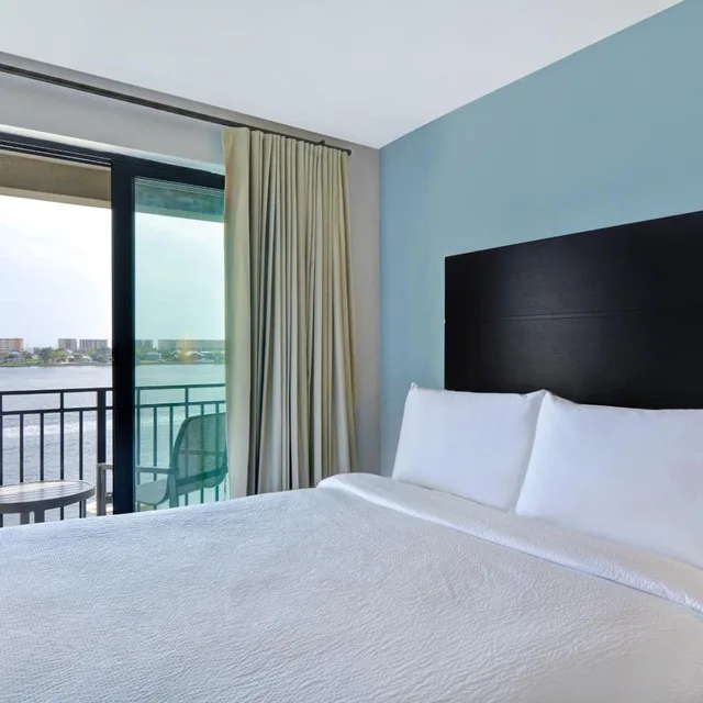 Studio, King Bed, Water View, Sofa, Balcony، Residence Inn by Marriott Fort Walton Beach 3/9