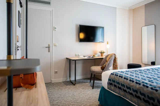غرفة كلاسيكية ديلوكس، Hotel Nude Paris - Color Vision 5/10