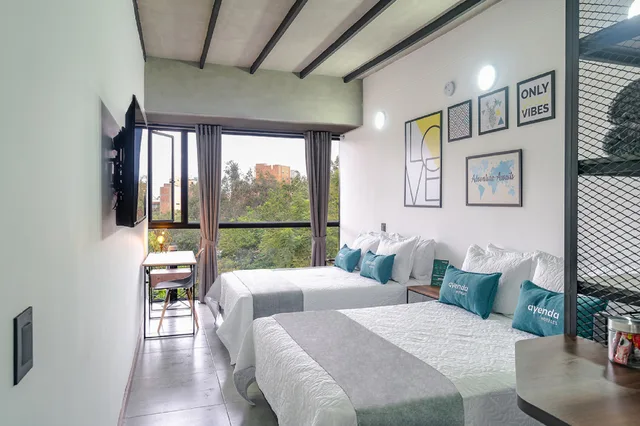 غرفة رباعية، Hotel Loft 32 2/5