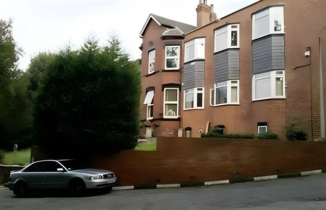 Basic, Double Bed, Shared Bathroom, High Bank Hotel 1/1