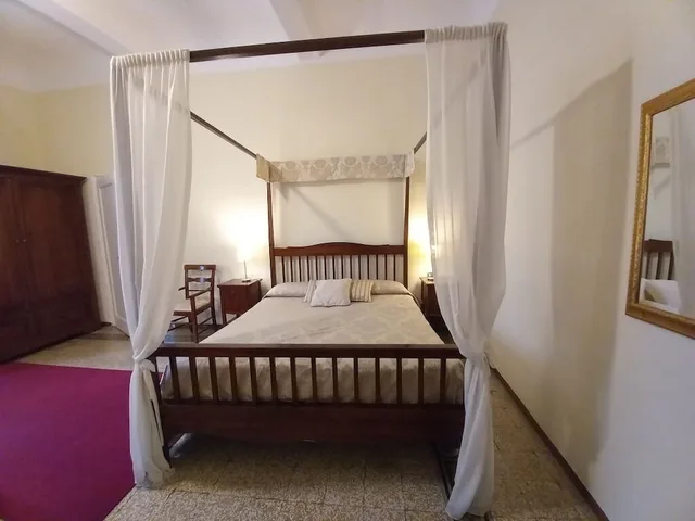 غرفة عائلية رباعية بسرير كوين وسريرين منفصلين بغرفة نوم واحدة بحمام خاص، Tourist House 1/10