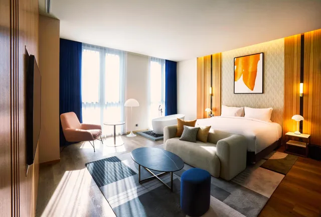 Luxury, Suite, King Bed, with View, Bathtub, voco Seoul Gangnam, an IHG Hotel 3/9