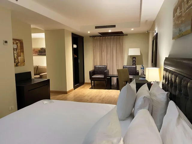 جناح جونيور ديلوكس بسرير مزدوج، Barcelo Cairo Pyramids Hotel 2/5